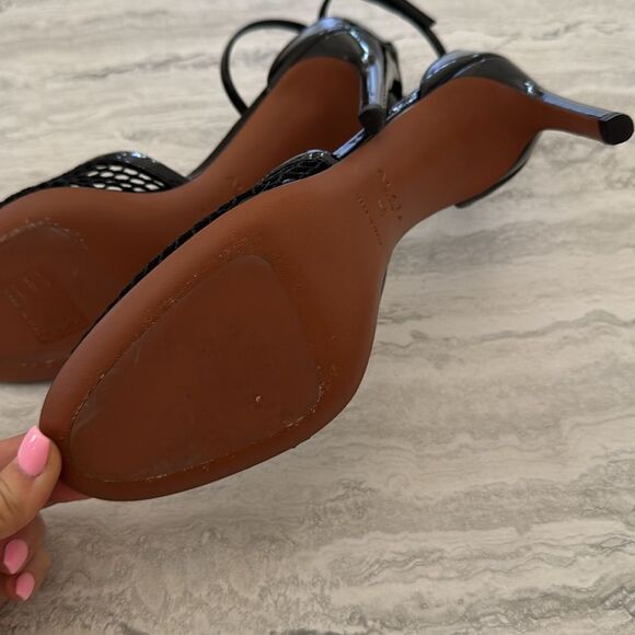 ALAIA Fishnet Patent Heels - Picture 13 of 14